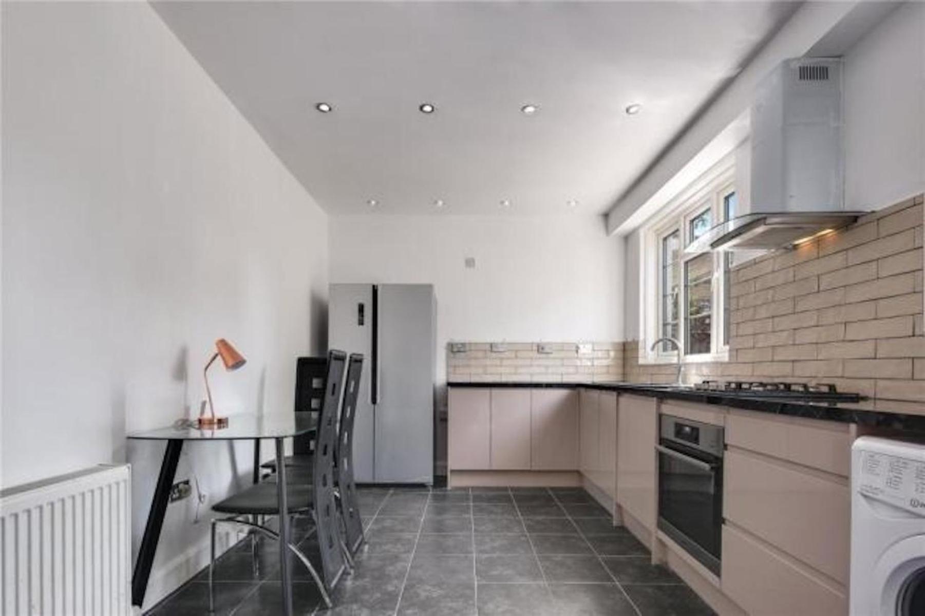 In Guest - Limehouse Townhomes Modern Spacious Serviced Double Affittacamere *